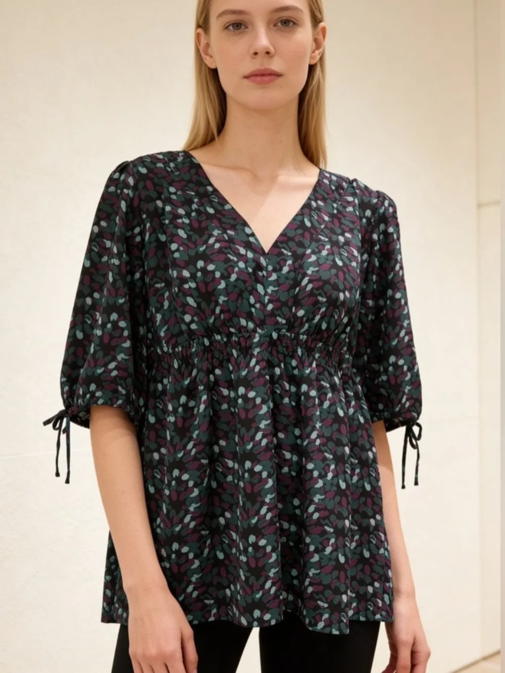 LOFT Floral V-Neck Peplum Blouse Puff Sleeve L